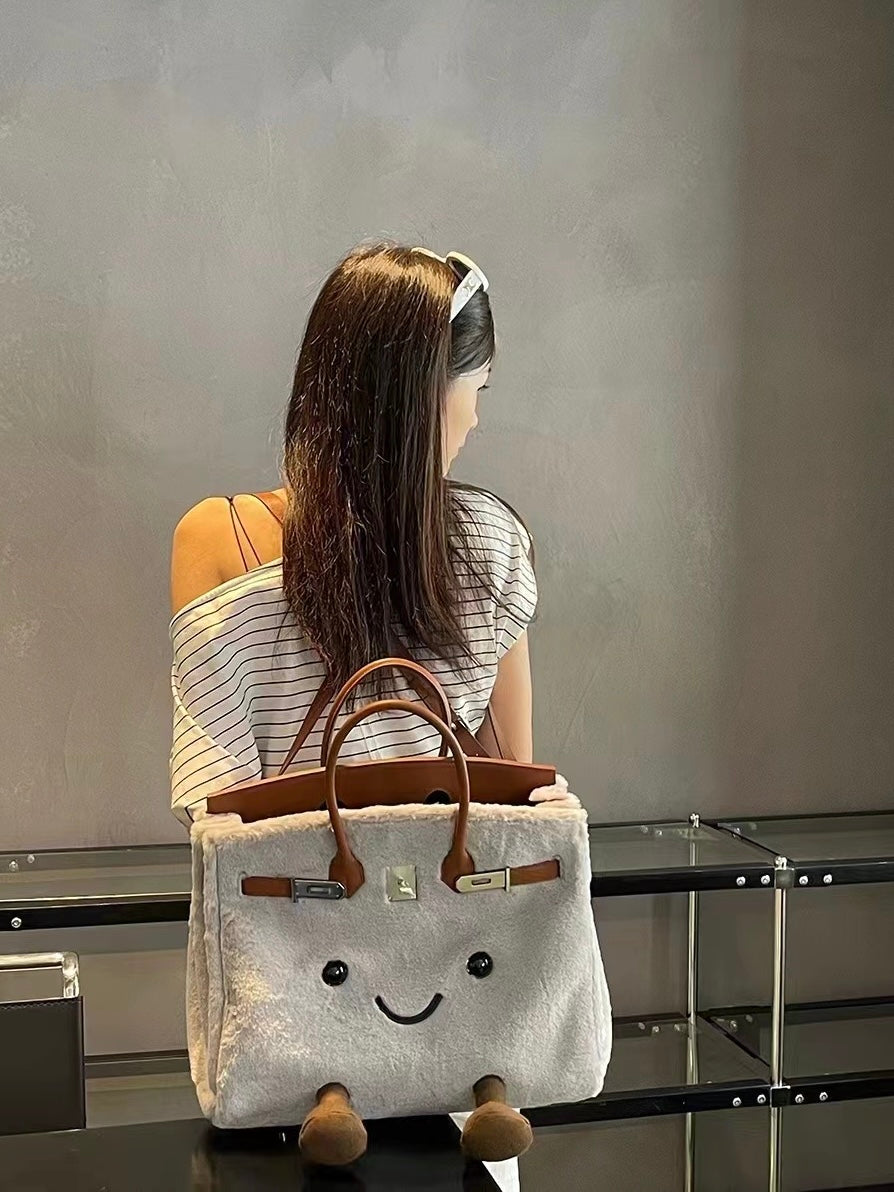 帶著毛絨絨旅行 — 灰色