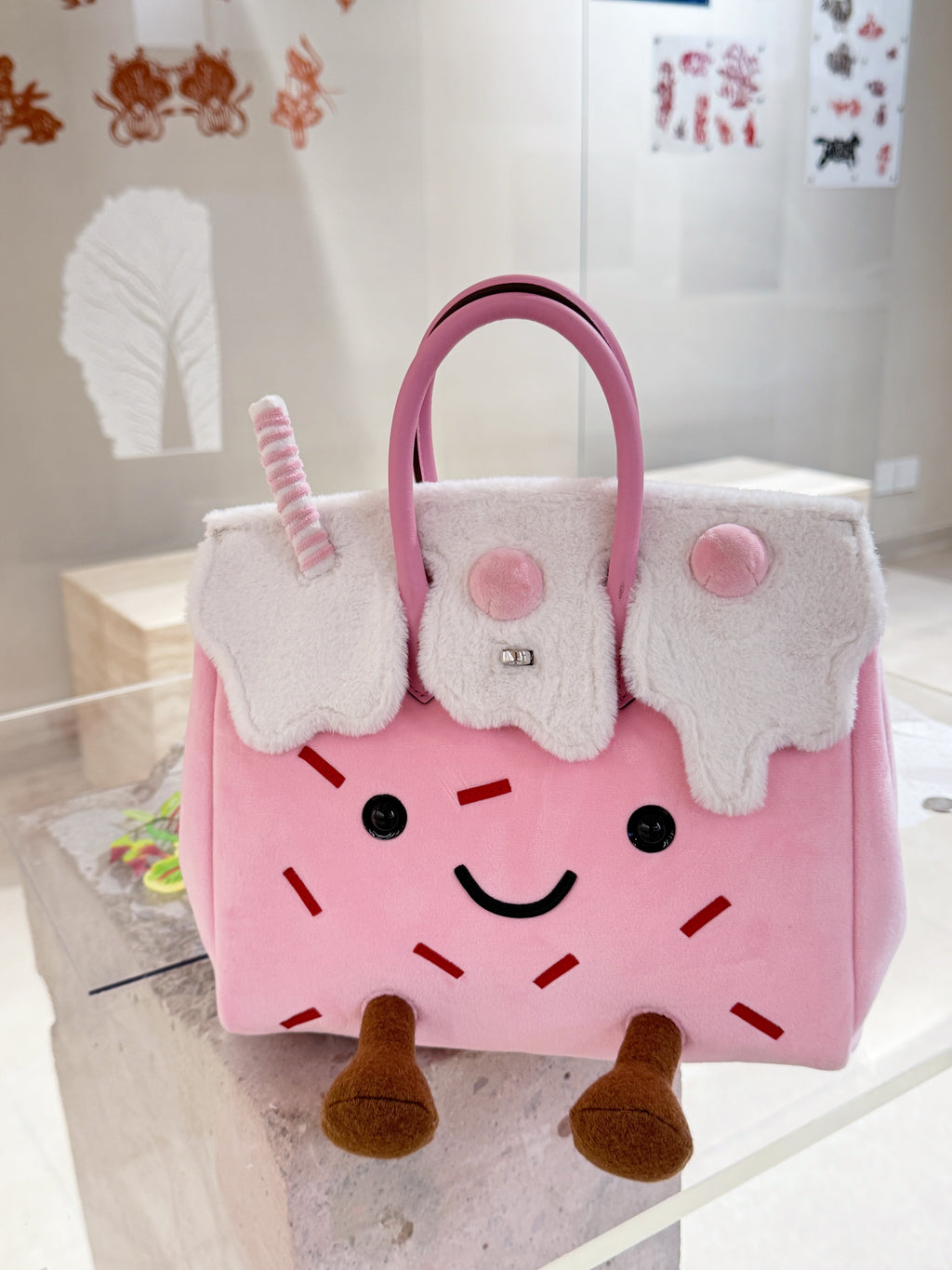 Little Miss Fluffy — นมปั่นสตรอว์เบอร์รี่