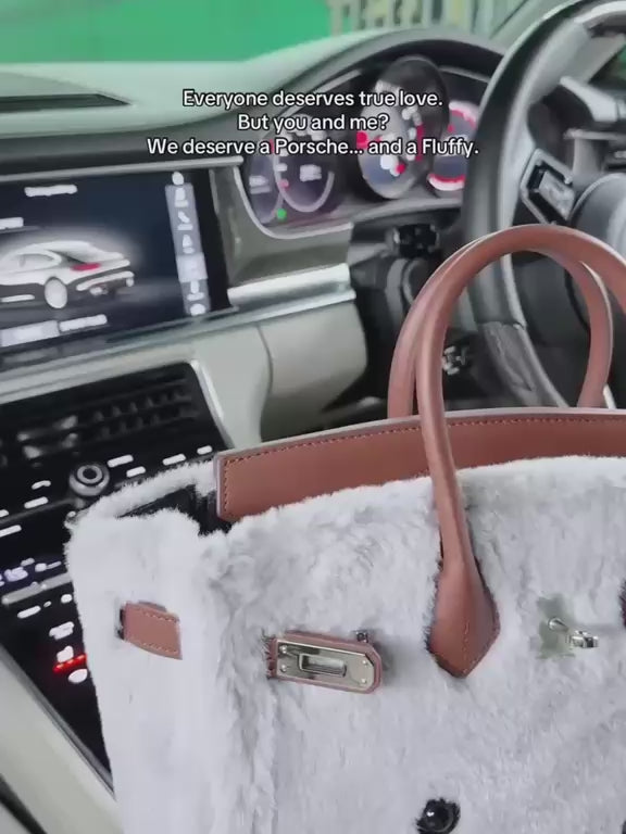 คุณหนูฟลัฟฟี — เทา